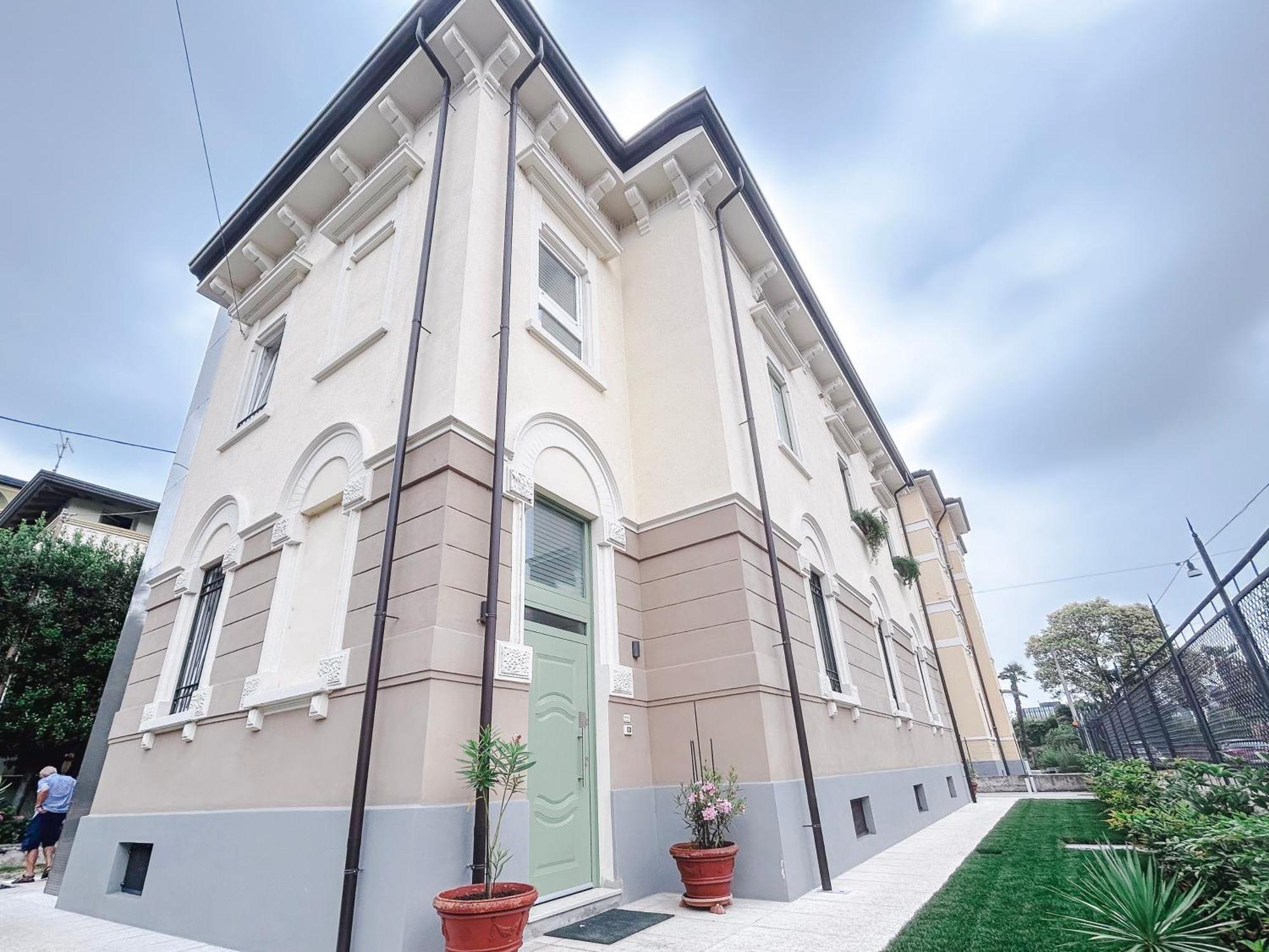 Via Poma Rooms Verona Bagian luar foto