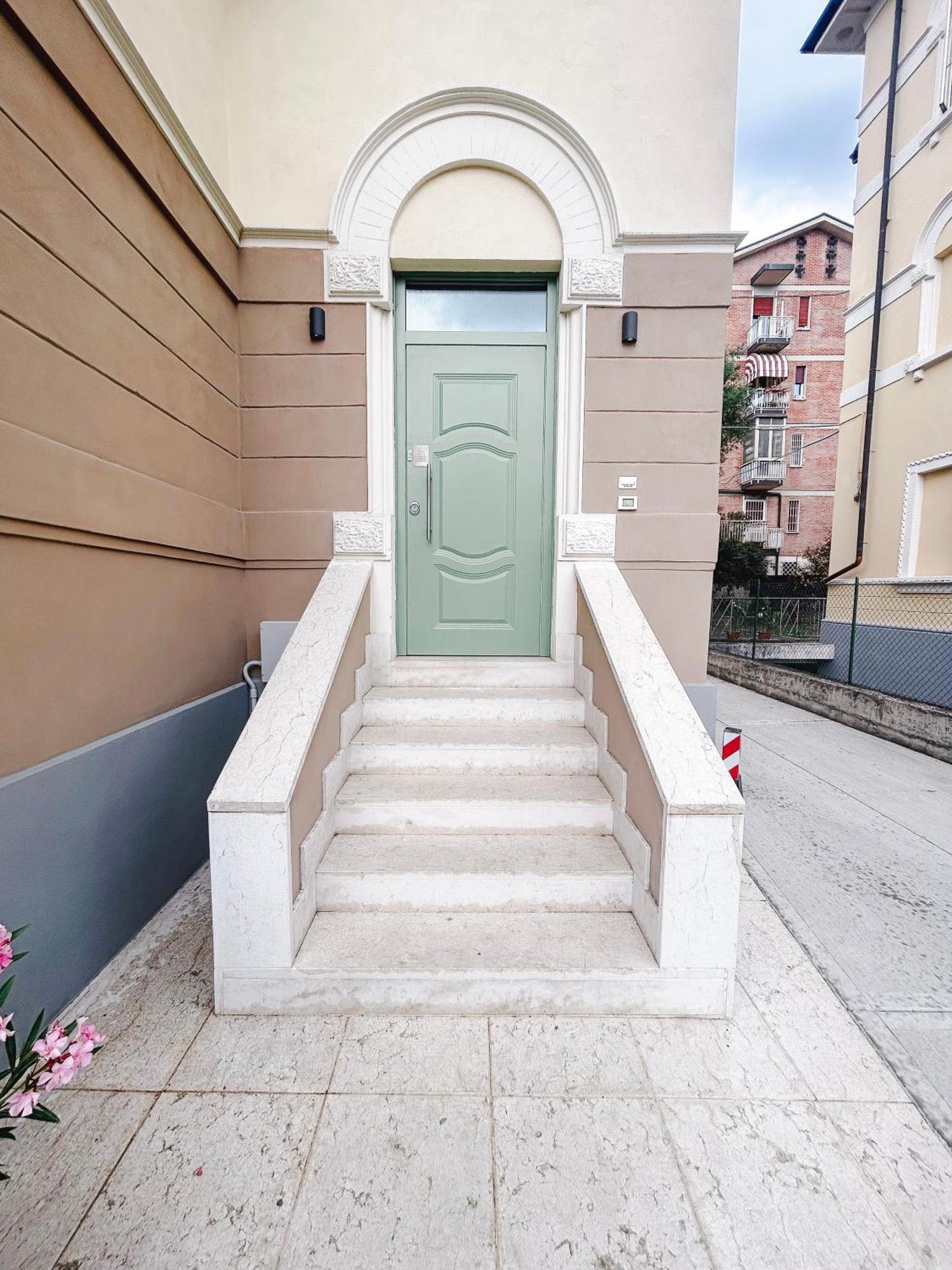 Via Poma Rooms Verona Bagian luar foto